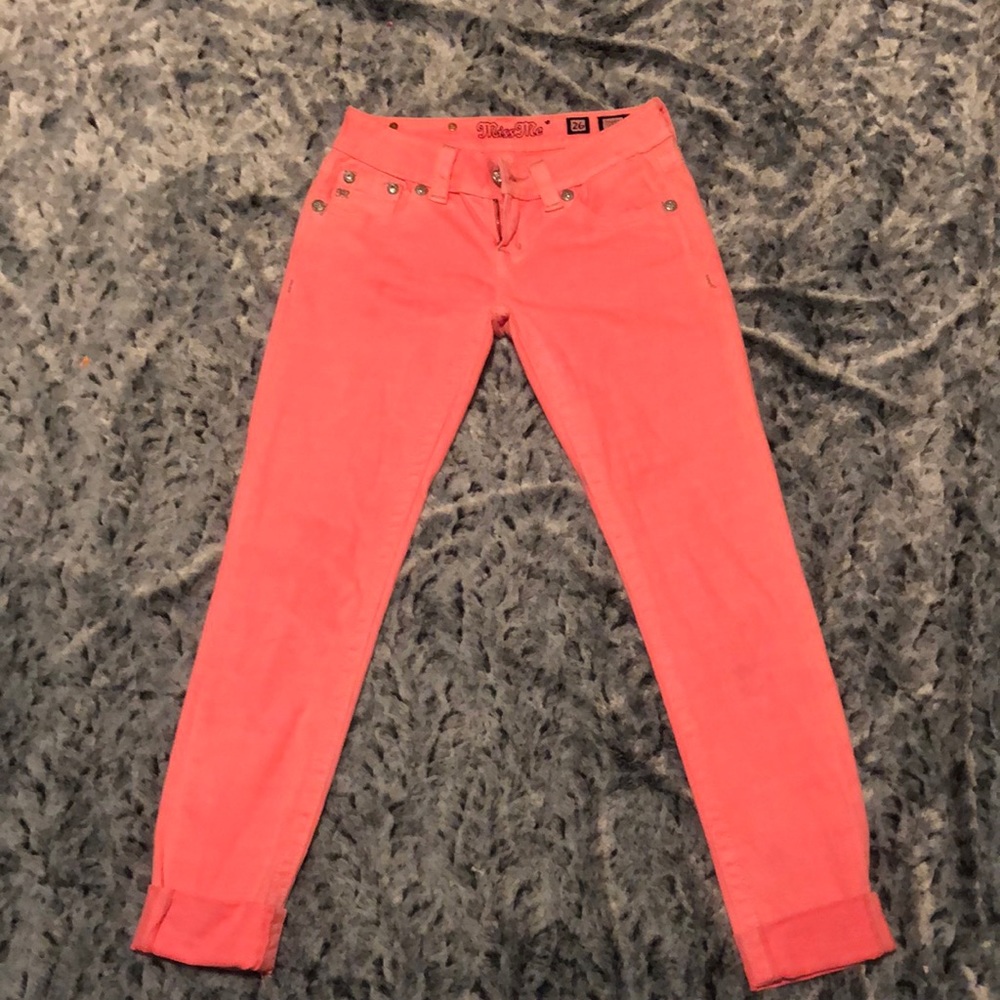 Hot Pink Miss Me skinny jeans size 26